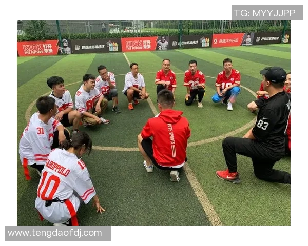 南京网球队在洲际杯中的默契配合展现团队实力与战术智慧 南京网球队在洲际杯中的默契配合展现团队实力与战术智慧