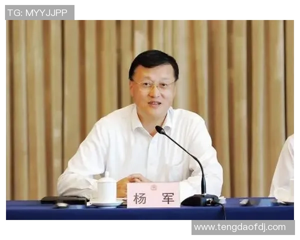 深度对话杨军探讨英雄联盟背后的故事与人生哲学 深度对话杨军探讨英雄联盟背后的故事与人生哲学