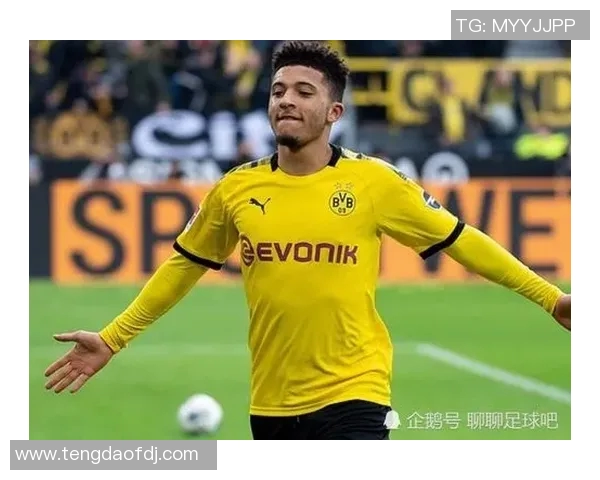 赛后复盘:上海足球队与深圳足球队的战术意识与表现分析 赛后复盘:上海足球队与深圳足球队的战术意识与表现分析