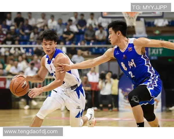 广东男篮迎战解放军全力争胜期待精彩对决与球迷共庆篮球盛宴