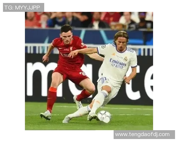 拜仁与利物浦激战正酣现场直播全程回顾与精彩瞬间分析