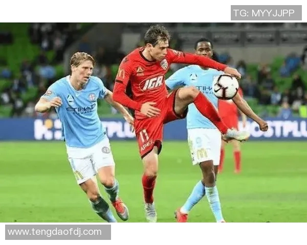 纽喷射与悉尼FC的激烈对决谁将赢得这场澳超巅峰之战