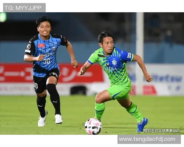 川崎前锋与冈萨的激烈对决展现足球魅力与团队精神的巅峰较量