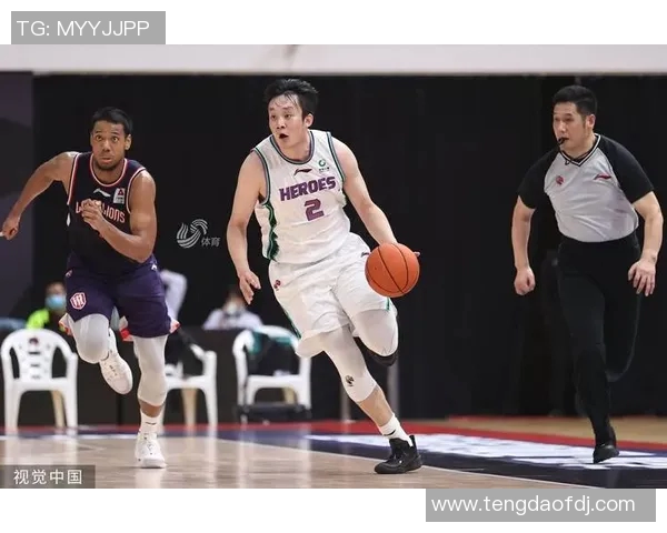 山东高速男篮迎战深圳队全力争胜期待精彩对决与球迷共享激情时刻