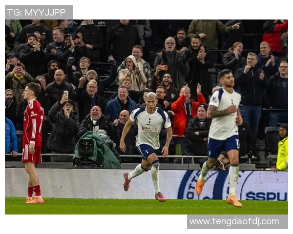 2020年英超激战热刺主场迎战利物浦精彩回顾与赛后分析