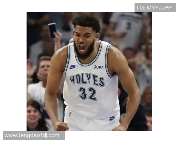 卡尔安东尼唐斯的篮球之路与未来发展展望分析