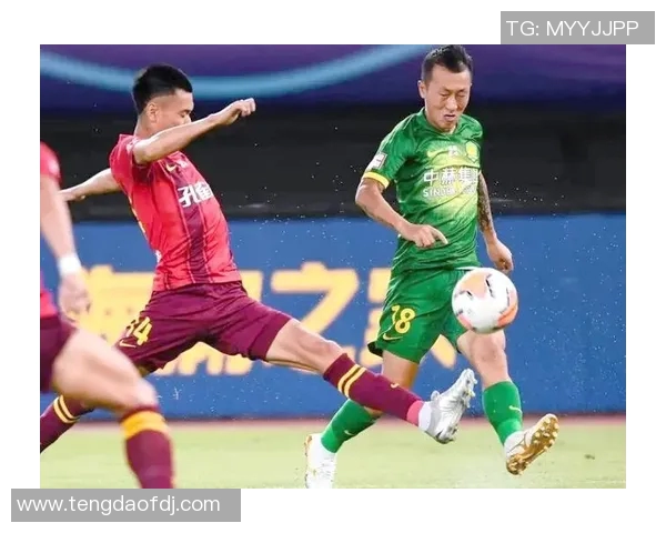 国安与鲁能激战正酣最终比分揭晓引发球迷热议 国安与鲁能激战正酣最终比分揭晓引发球迷热议