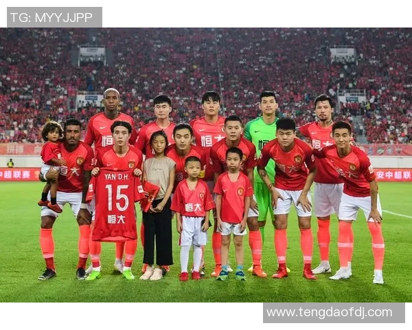 恒大与延边激战十二轮争夺中超积分榜重要位置的关键之战