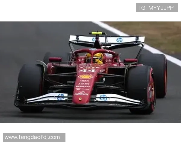 汉密尔顿与艾尔德里巅峰对决谁能问鼎赛季冠军之争 汉密尔顿与艾尔德里巅峰对决谁能问鼎赛季冠军之争